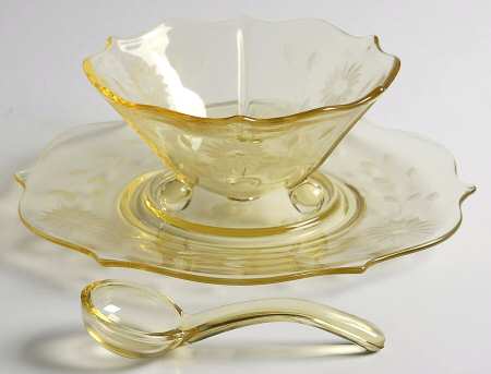 Jubilee Yellow Mayonnaise Bowl, Underplate and Ladle