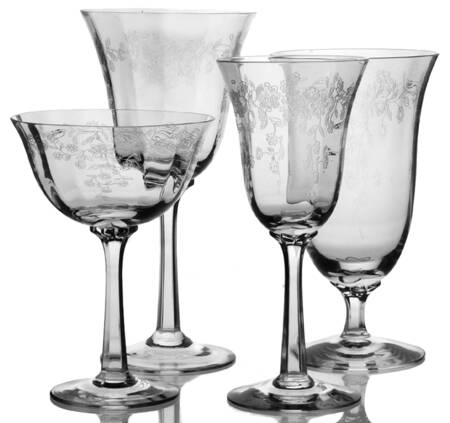 Castle Garden 32 Piece Estate Set