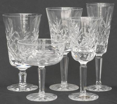 Charleston 40 Piece Estate Set