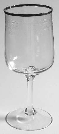 Lace Point (Platinum Trim) Wine Glass