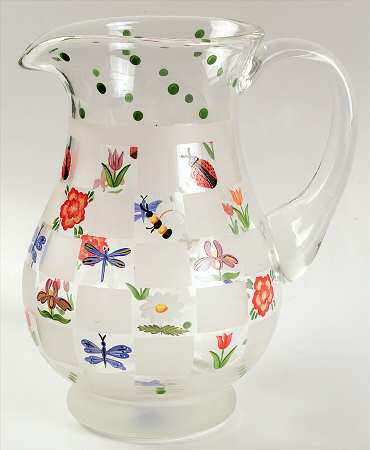 Nature's Splendor 72 Oz Pitcher