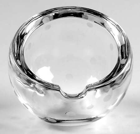 Larabee Dot Round Ashtray