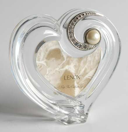 Diamonds & Pearls (Giftware) Mini Heart Shape Frame