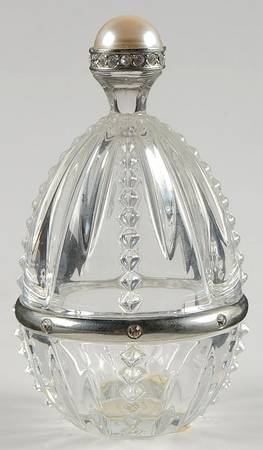 Diamonds & Pearls (Giftware) Standing Egg Box & Lid
