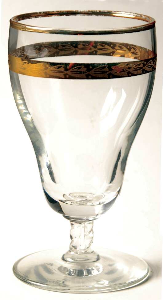 3700-4 Footed Tumbler