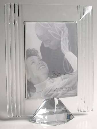 Synchronicity Collection Frame Set=5" X 7" Frame & Base