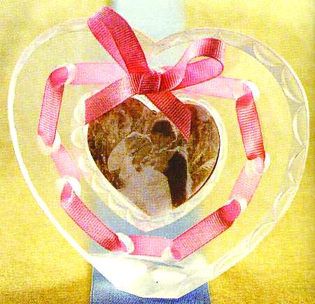 Ribbons and Bows Heart Shape Frame