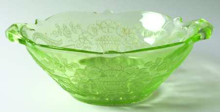 Debbra Green 9" Handled Bowl