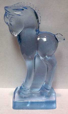 Animals & Figurines Colt-Standing-Willow Blue