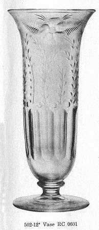 Cut 0601 12" Footed Vase