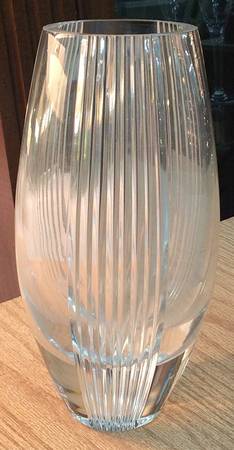 Triumph Collection 9" Flower Vase