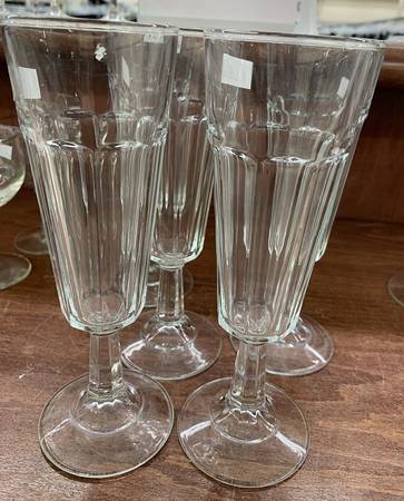 Gibralter II Clear Fluted Champagne
