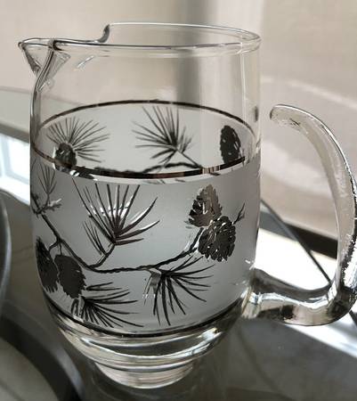 LRS153 Pint Pitcher