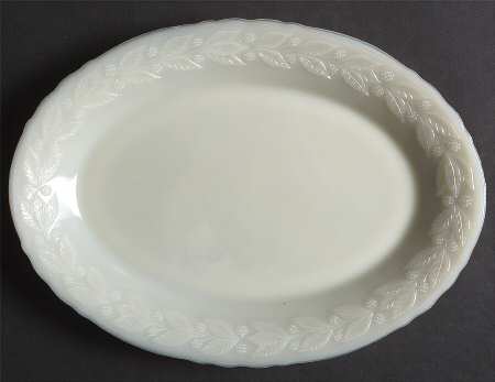 Laurel French Ivory 10" Oval Platter