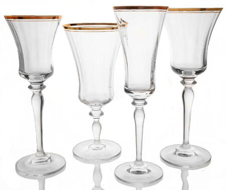Jamestown Clear (Gold Trim) 32 Piece Estate Set