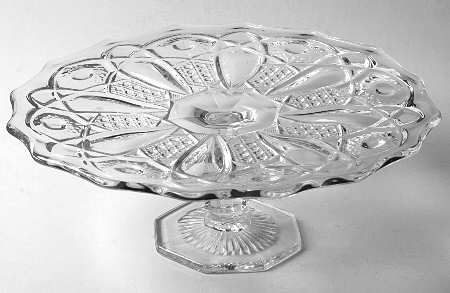 Quintec Round Cake Stand