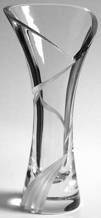 Curtain Call 8" Flower Vase