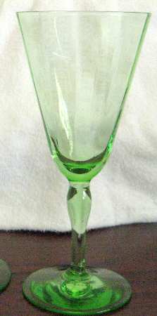 Heirloom Venetian Green Wine Glass