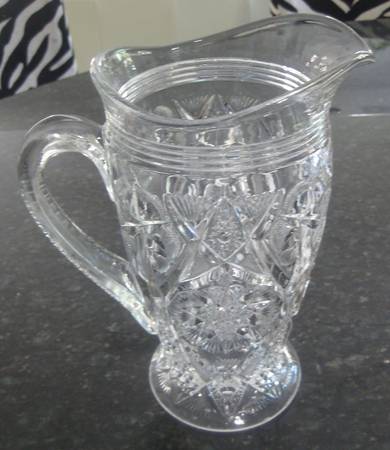 Yutec Clear Pitcher