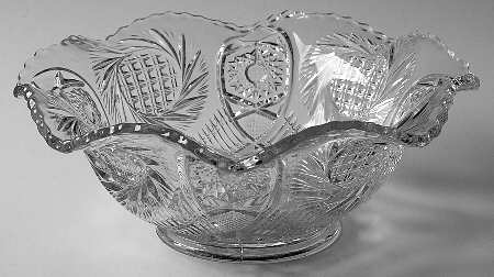 Sunburst 9" Round Crimped Bowl