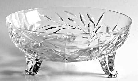 Diamond Poinsettia 7" 3-Toed Footed Bowl
