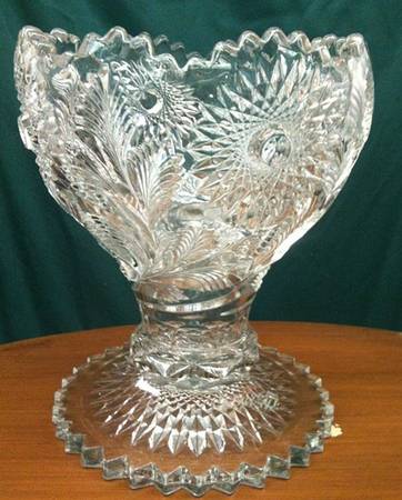 Hobstar & Feather (Frosted) Round Compote (Height X Width)
