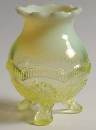 Manila Vaseline Opalescent Ladies' Spittoon