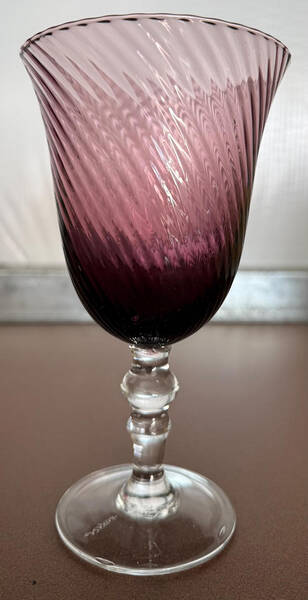 Charade Plum by Mikasa