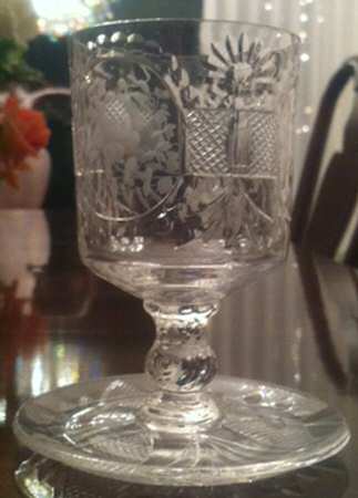 7677-4 Footed Cigarette Urn