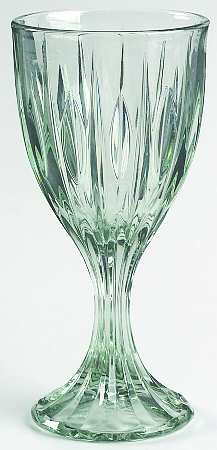 Entree-Green (Light) Wine Glass by Noritake