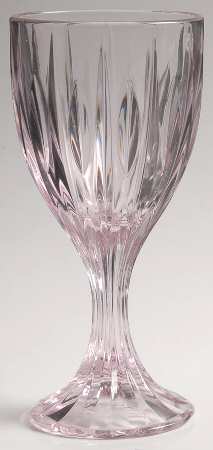 Entree-Pink by Noritake