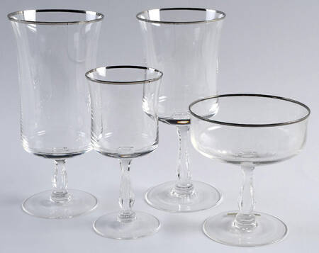 Rhythm-Clear 32 Piece Estate Set