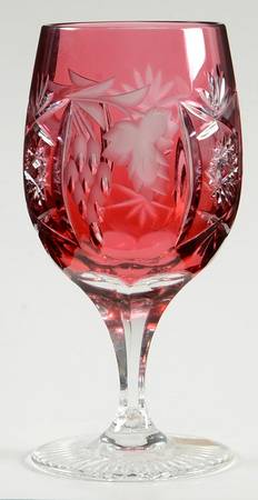 Traube Cranberry Mineral Water Glass