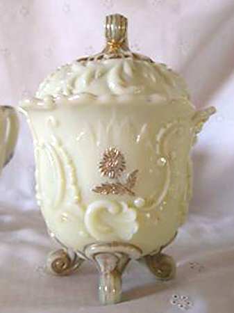 Louis XV-Custard Sugar Bowl & Lid