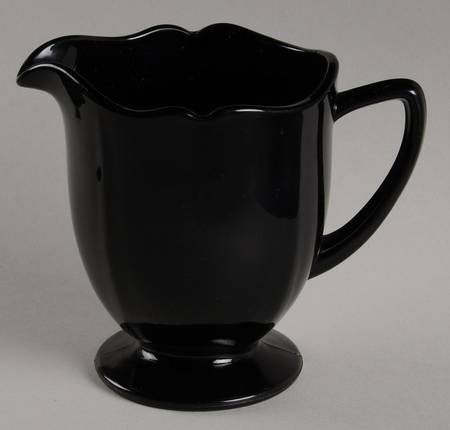 Fancy Square-Black by New Martinsville