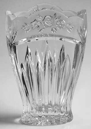 Southern Garden Oval Vase by Oneida
