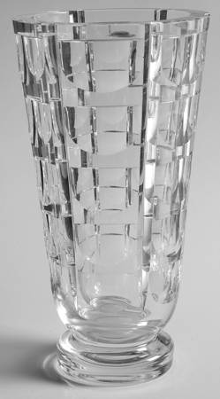 Thousand Windows 9" Flower Vase