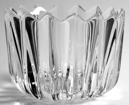 Fleur 7" Round Bowl