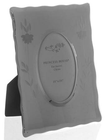 Heritage Frame-Holds 1 3/4" X 2 3/4" Photo