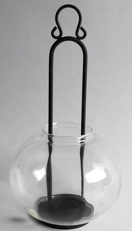 Heritage Lantern Globe with Metal Insert