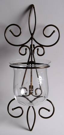 Heritage Metal Wall Sconce with Glass Votive
