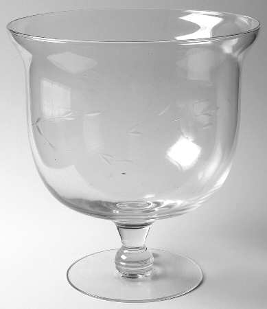 Heritage 9" Pedestal Bowl