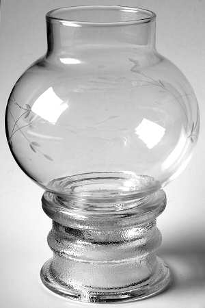 Heritage Hurricane Lamp & Globe