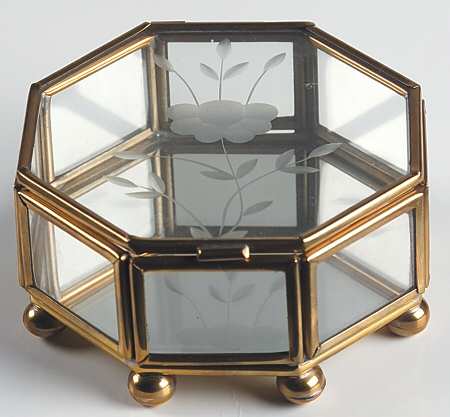 Heritage Hinged Lid Octagonal with Box