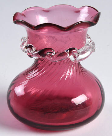 Cranberry 3" Bud Vase