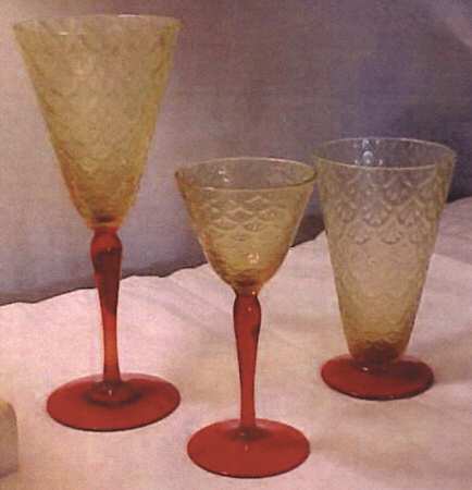Turkey Tracks Topaz (Red Stem) by Pukeberg Glass