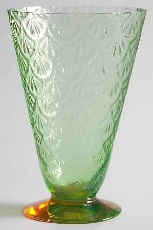 Turkey Tracks Green (Flared Bowl, Topaz Stem) 8 Oz Footed Tumbler