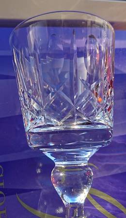 Olive & Cross Wine Glass