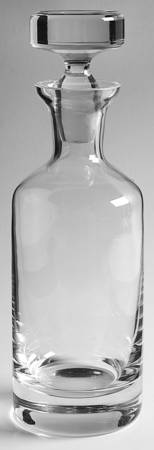 Wellington Decanter & Stopper