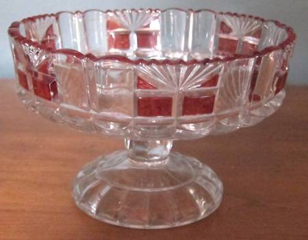 Oregon Ruby Flash by Richards &amp; Hartley Glass Company